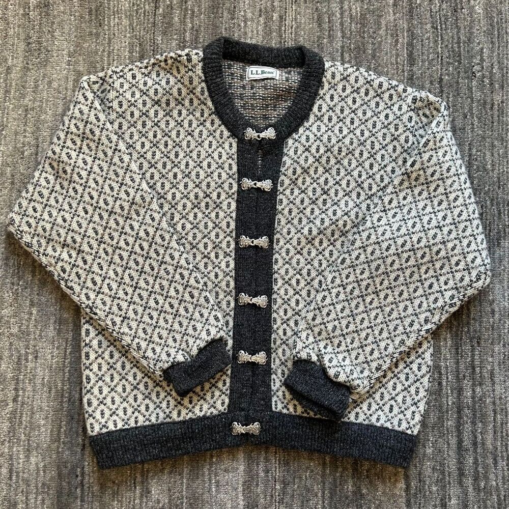 Vintage L.L. Bean Made in Norway Nordic Clasp Wool Cardigan Sweater, M